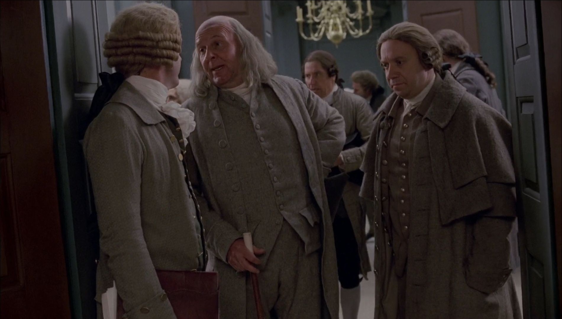 Benjamin Franklin toteaa John Adamsille kuningas Yrjö III:sen antaman hirttotuomion yhdistävän kongressin.
